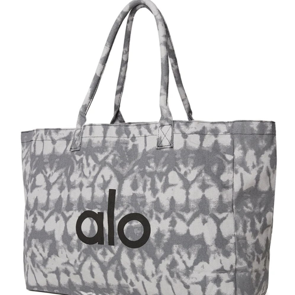 Brand new never opened - Alo limited edition shopper tote